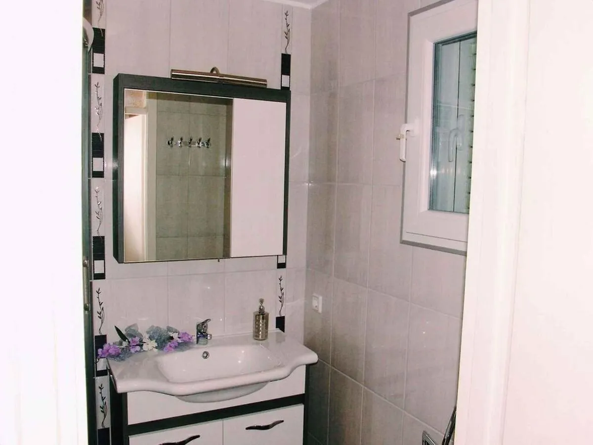 Apartment In Malinska/Insel Krk 14336