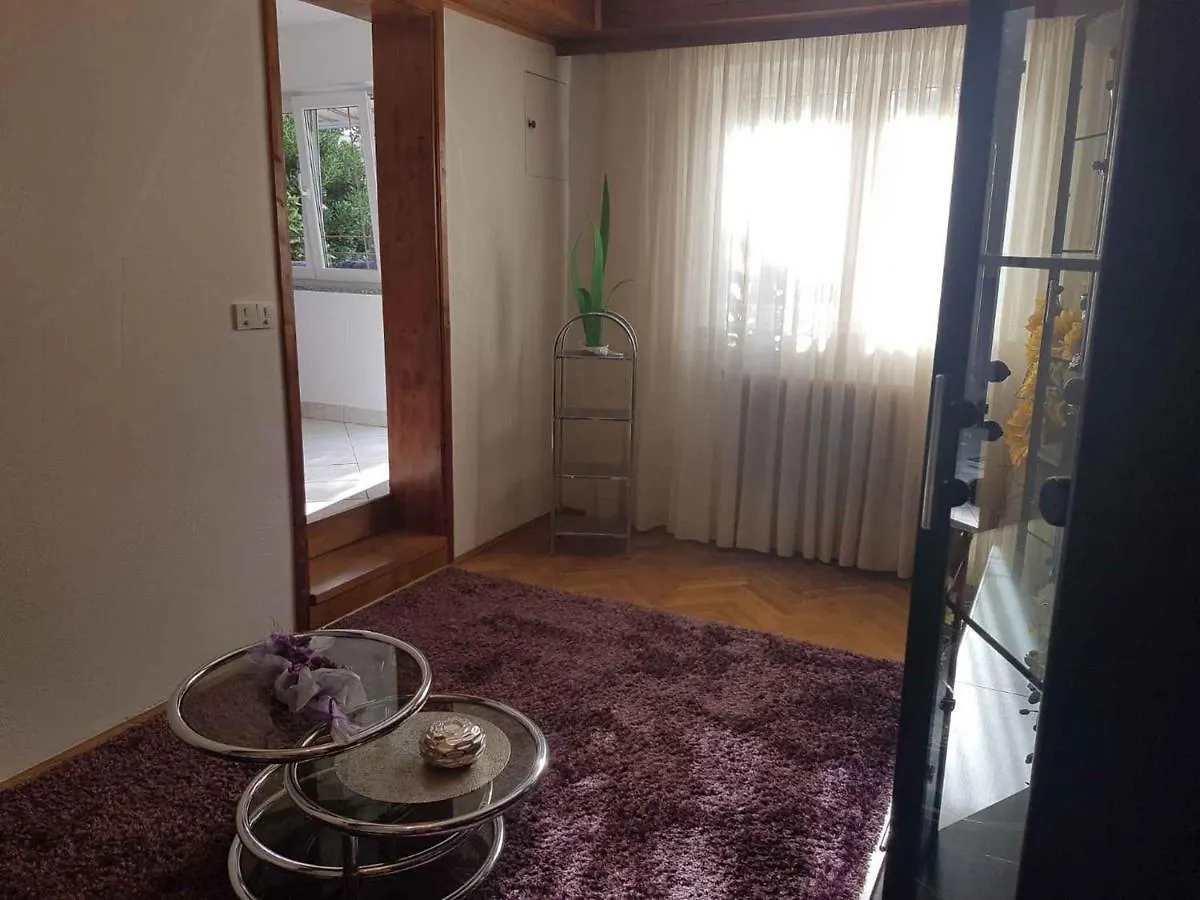 Apartment In Malinska/Insel Krk 14336